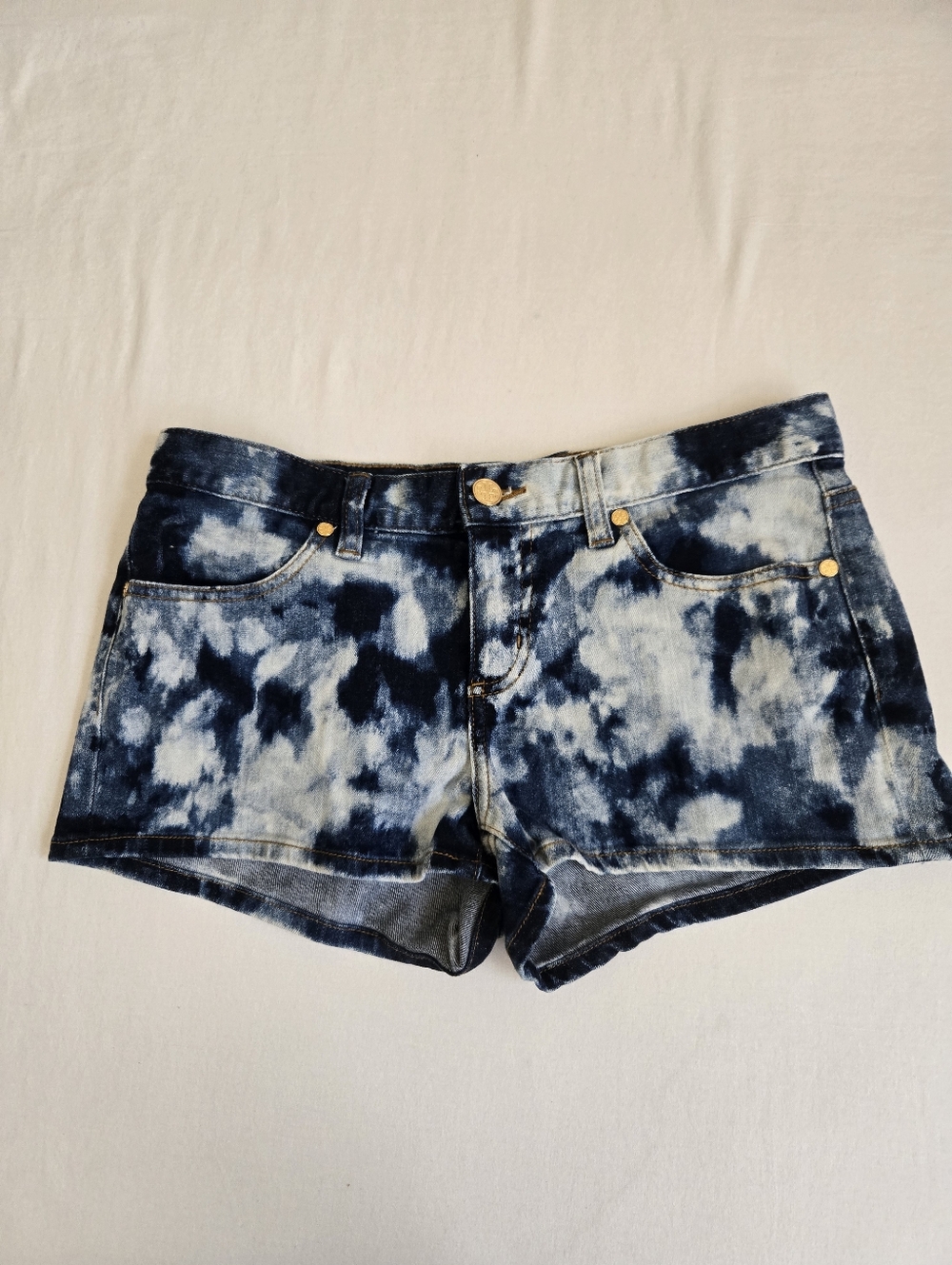 Tory Burch Low Rise Jean Shorts Short Short Acid Denim Bleached Blue 28 Logo
